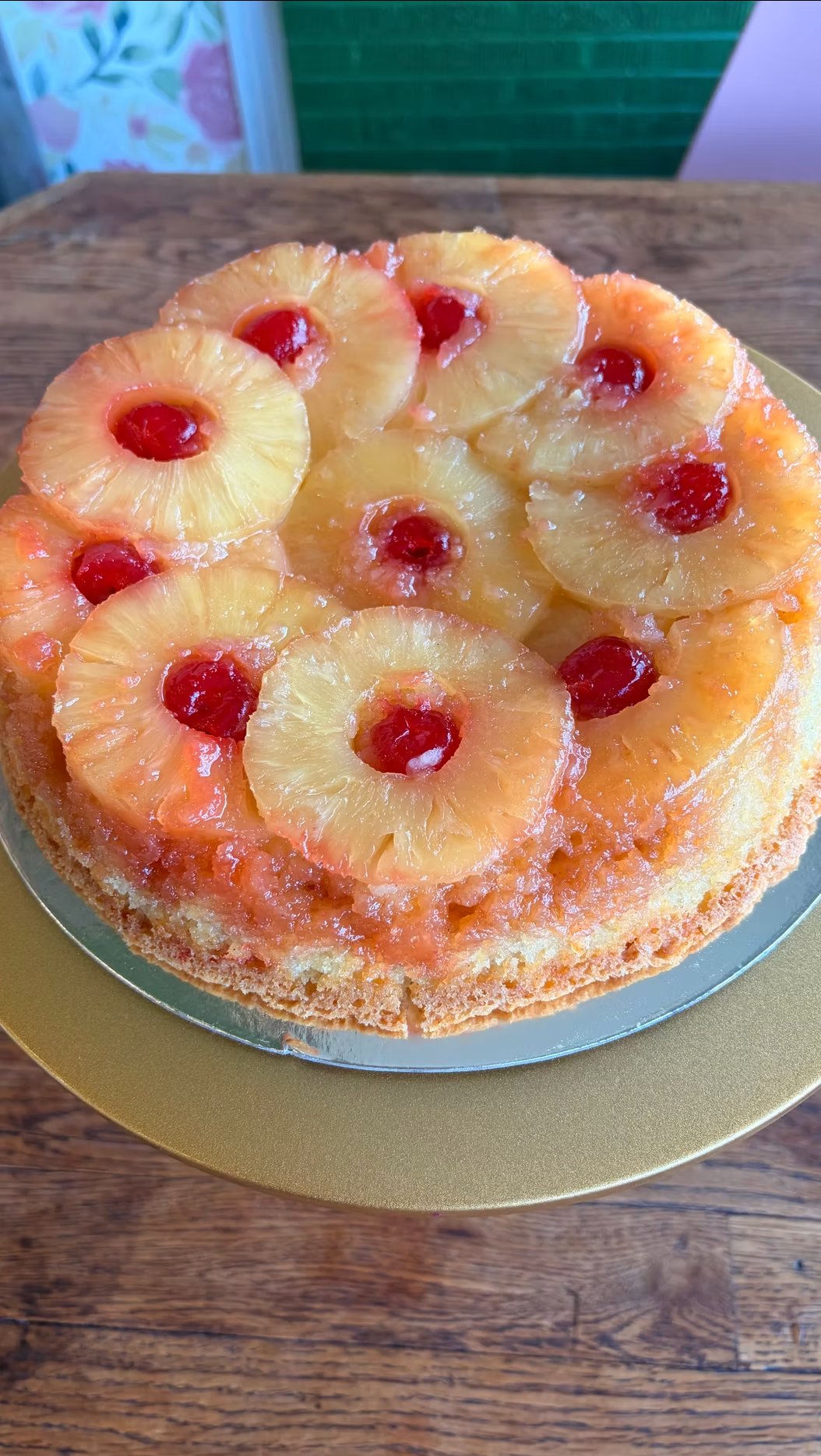 Pineapple upside-down cake